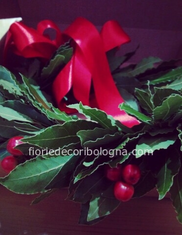 coroncina alloro con bacche